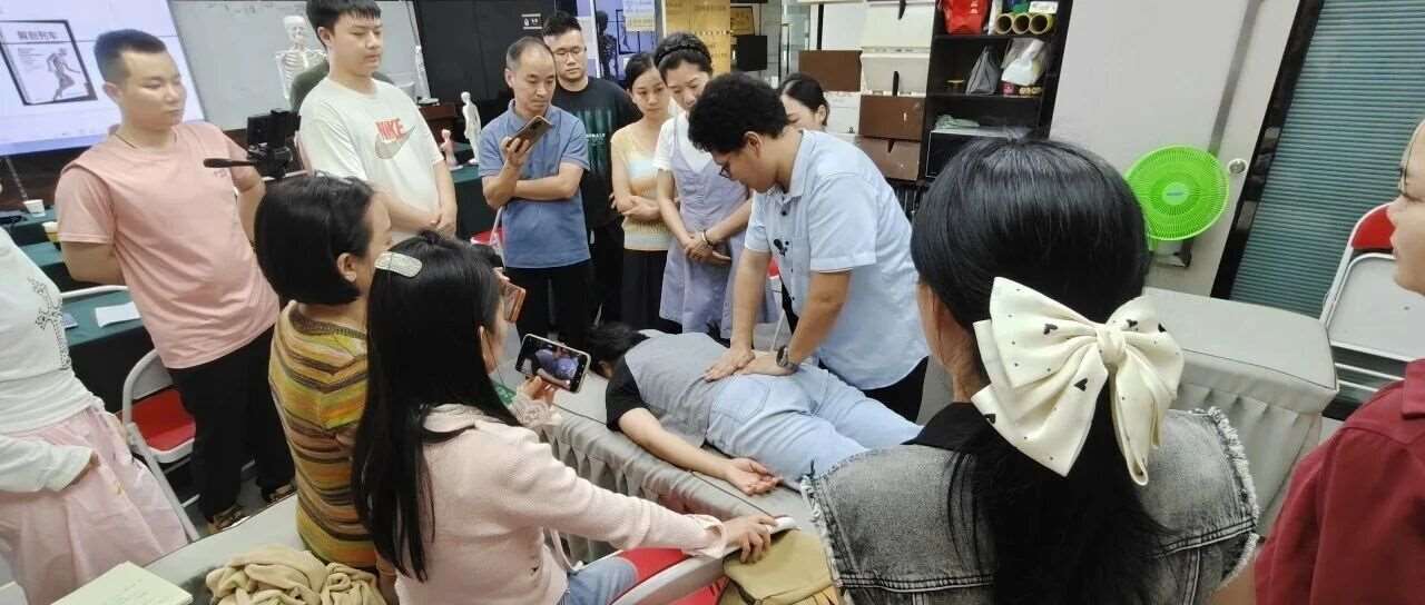 首期圆满收官｜区主任筋膜松解痛症课，首场即圈粉，下周周日我们再赴学习之约！