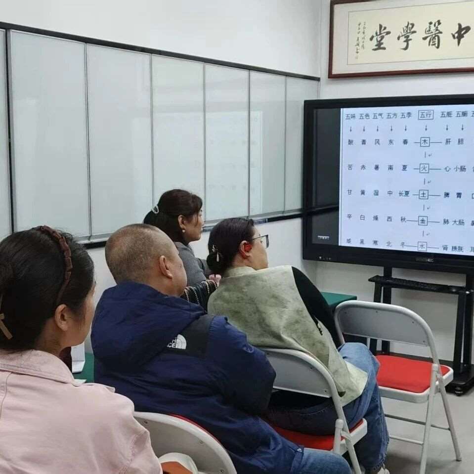 产后修复师培训选型指南：润贤中医学堂，适配零基础 / 母婴 / 产后康复多场景学习需求