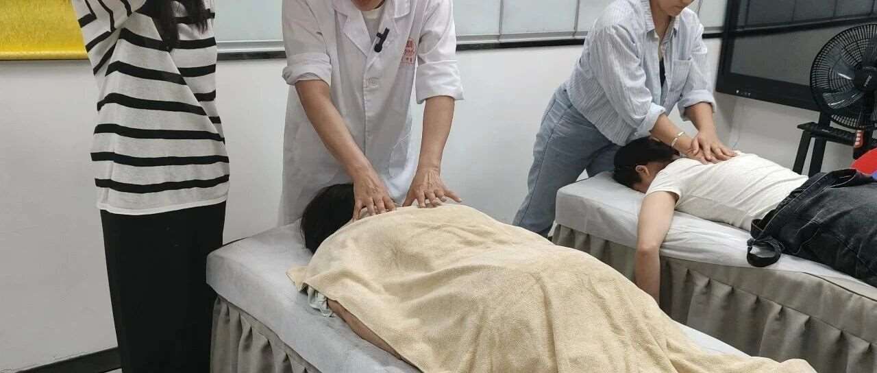 艾灸培训怎么选？零基础养生从业者实操进修指南